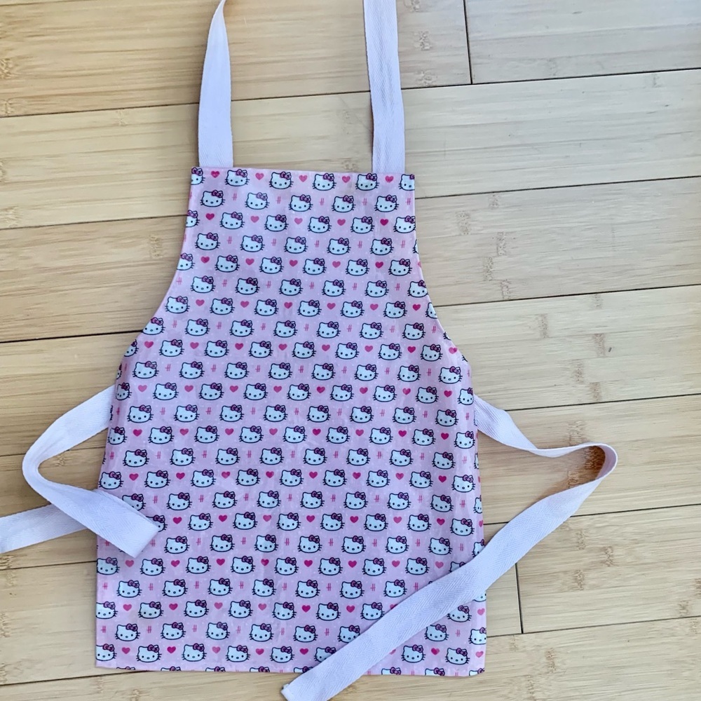 Harrod’s child’s Hello Kitty apron